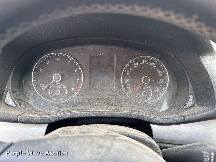 image for item DZ5298 2013 Volkswagen Passat 