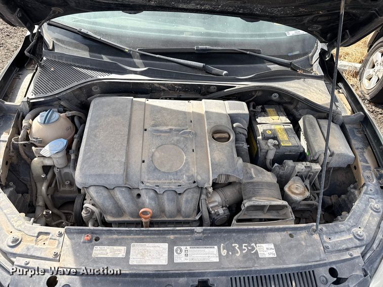 image for item DZ5298 2013 Volkswagen Passat 