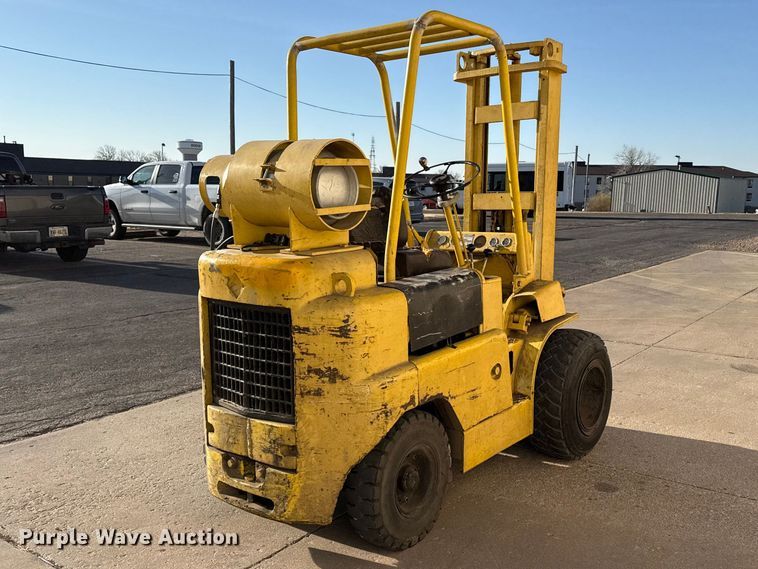 image for item DZ5316 Allis Chalmers FPL40-24-2PS forklift