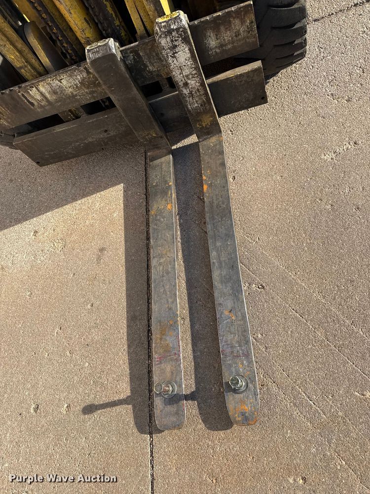 image for item DZ5316 Allis Chalmers FPL40-24-2PS forklift