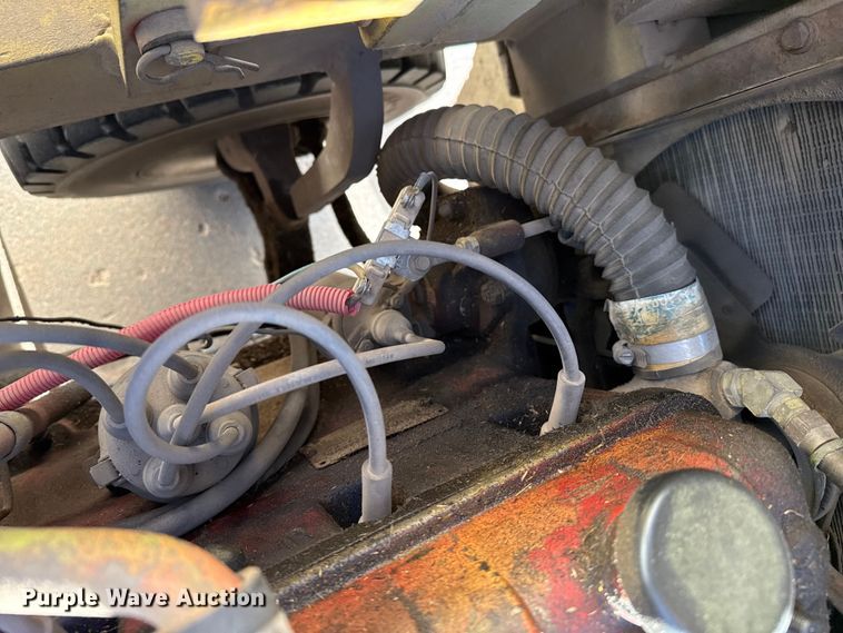 image for item DZ5316 Allis Chalmers FPL40-24-2PS forklift