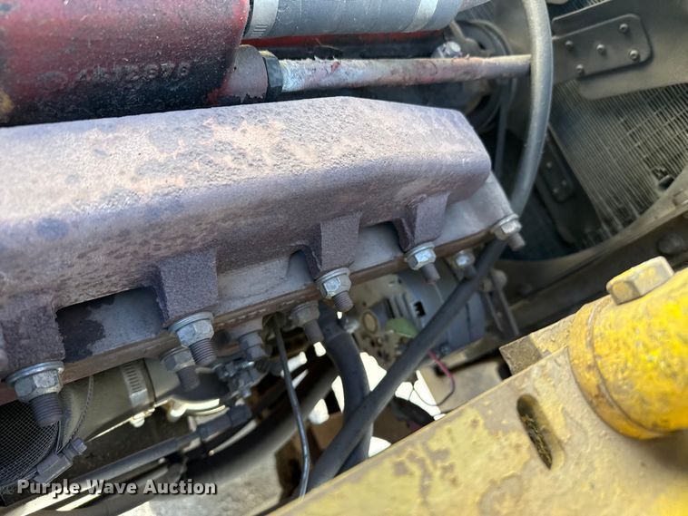 image for item DZ5316 Allis Chalmers FPL40-24-2PS forklift