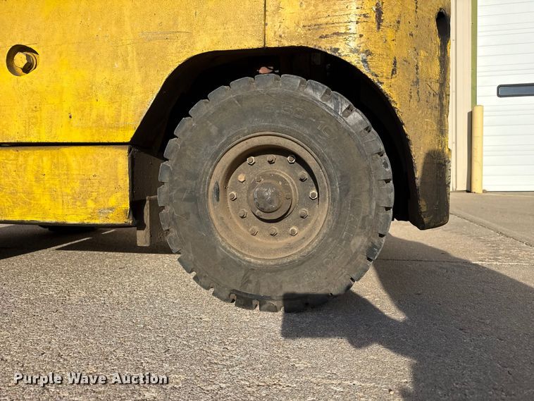 image for item DZ5316 Allis Chalmers FPL40-24-2PS forklift