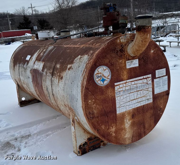 image for item EA2309 Fuel tank