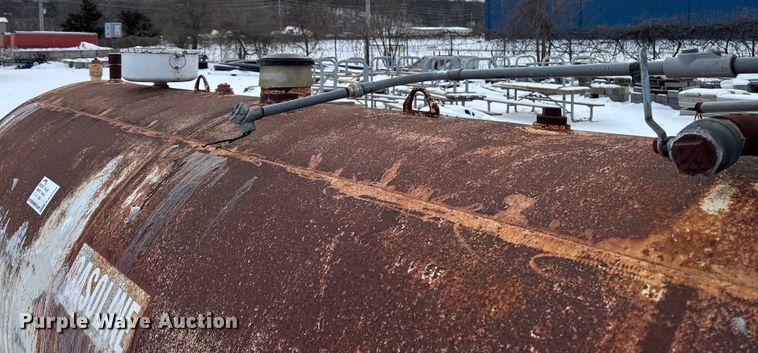 image for item EA2309 Fuel tank