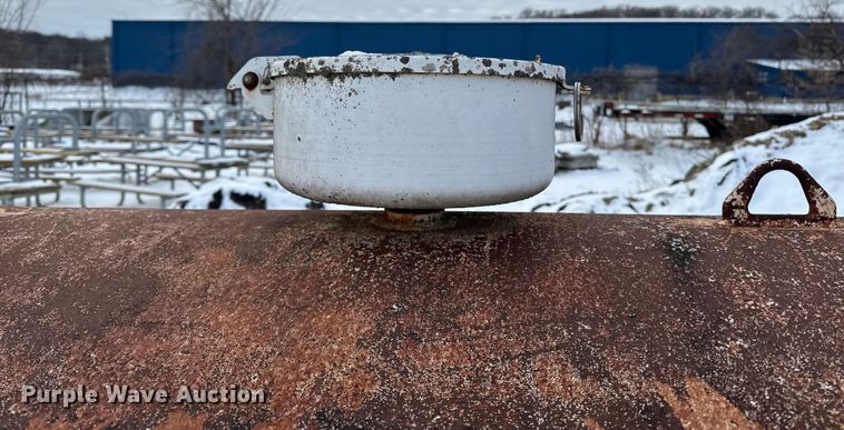 image for item EA2309 Fuel tank