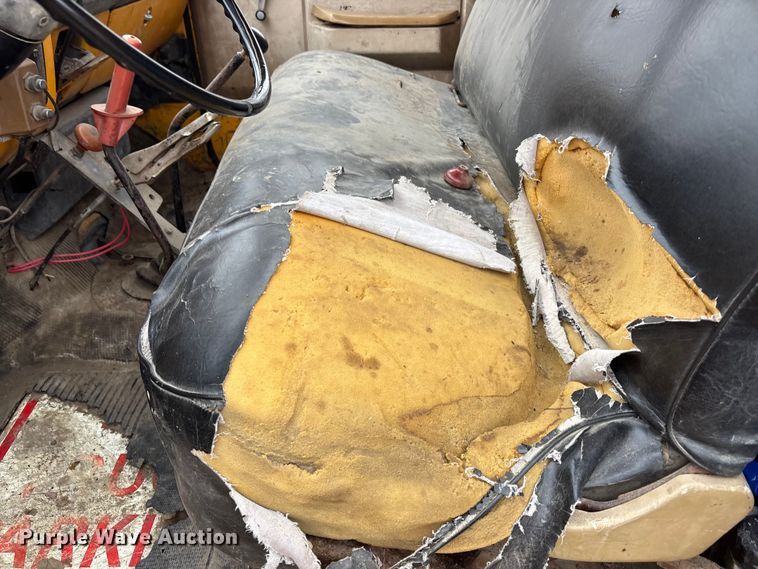 image for item EA4497 1982 Chevrolet C70 dump truck