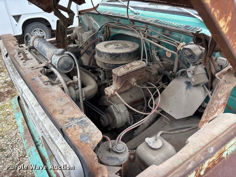 image for item EA4498 1974 GMC 6000 oil distributor truck