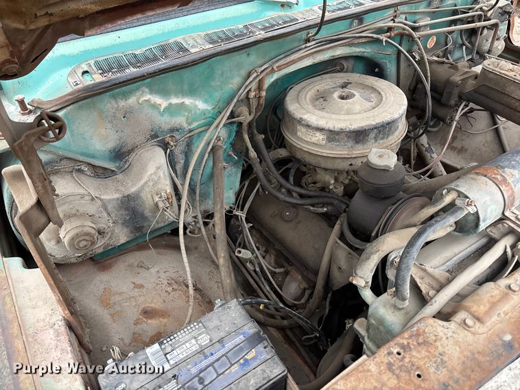 image for item EA4498 1974 GMC 6000 oil distributor truck