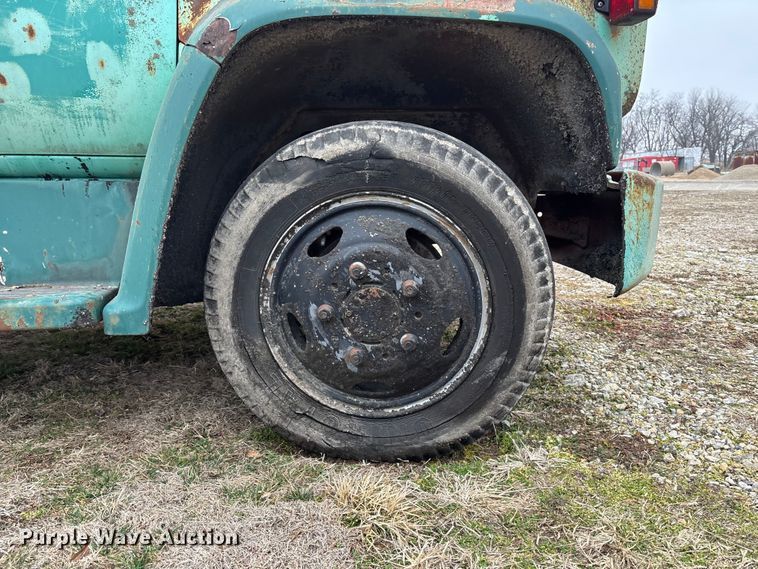 image for item EA4498 1974 GMC 6000 oil distributor truck