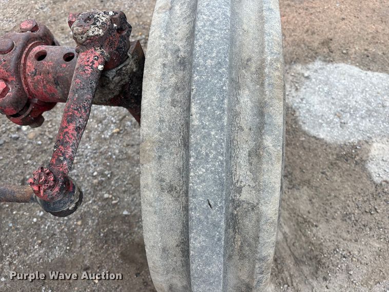 image for item EA4499 1965 International Harvester Farmall 806 tractor