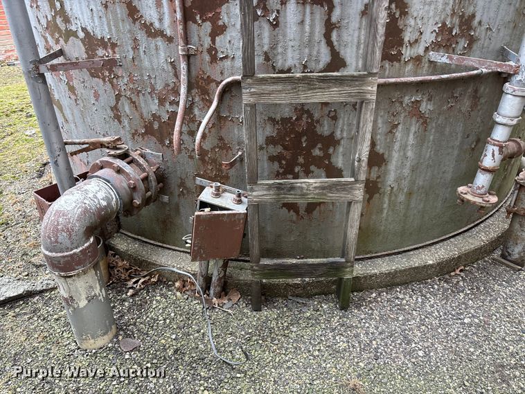 image for item EA4501 Tank