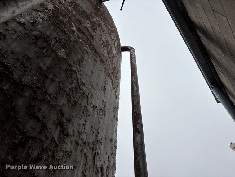 image for item EA4501 Tank