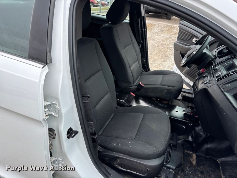 image for item EA4518 2019 Ford Taurus Police 