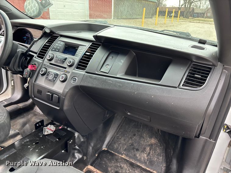 image for item EA4518 2019 Ford Taurus Police 