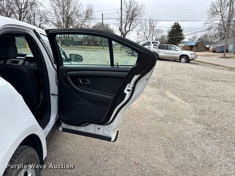 image for item EA4518 2019 Ford Taurus Police 