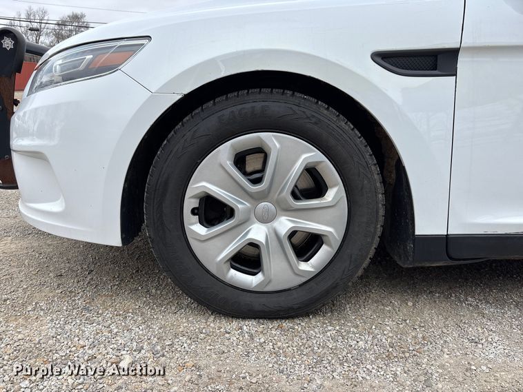 image for item EA4518 2019 Ford Taurus Police 