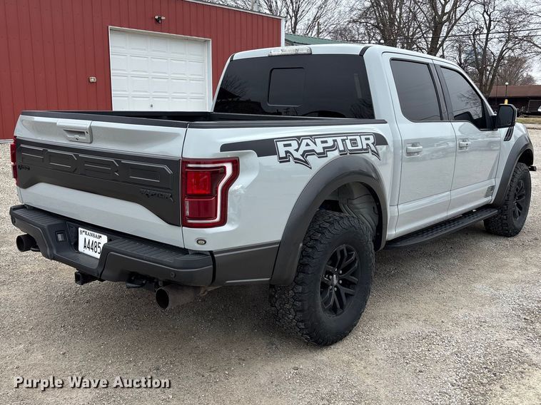 image for item EA4519 2017 Ford F150 Raptor Crew Cab pickup truck