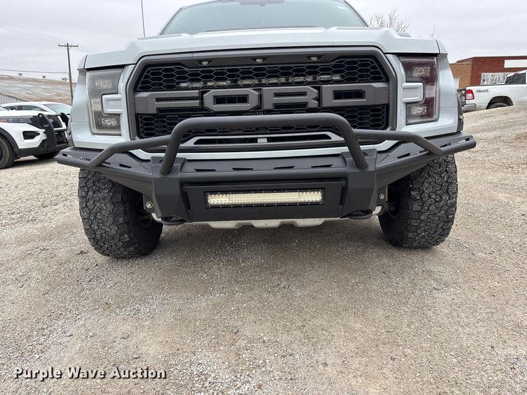 image for item EA4519 2017 Ford F150 Raptor Crew Cab pickup truck