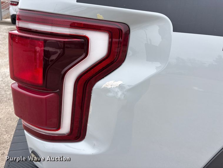 image for item EA4519 2017 Ford F150 Raptor Crew Cab pickup truck