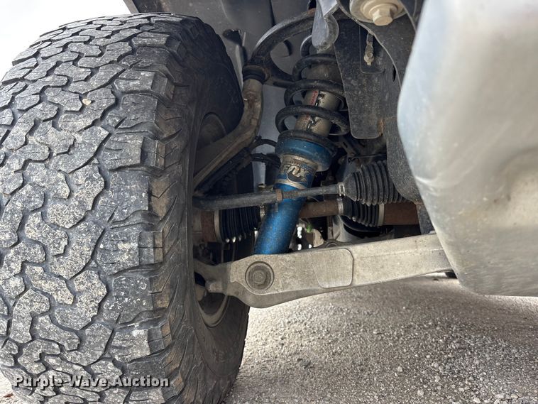 image for item EA4519 2017 Ford F150 Raptor Crew Cab pickup truck