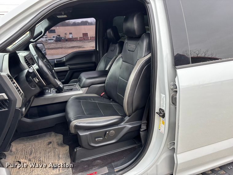 image for item EA4519 2017 Ford F150 Raptor Crew Cab pickup truck