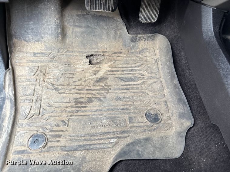 image for item EA4519 2017 Ford F150 Raptor Crew Cab pickup truck