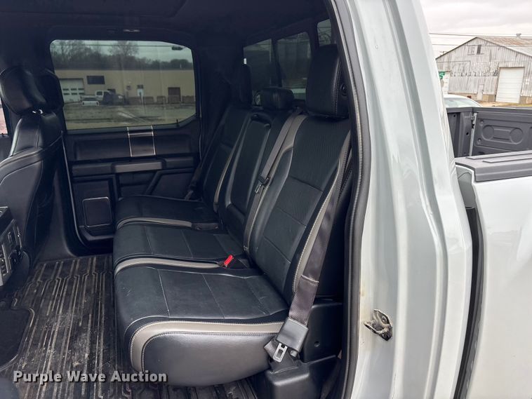 image for item EA4519 2017 Ford F150 Raptor Crew Cab pickup truck