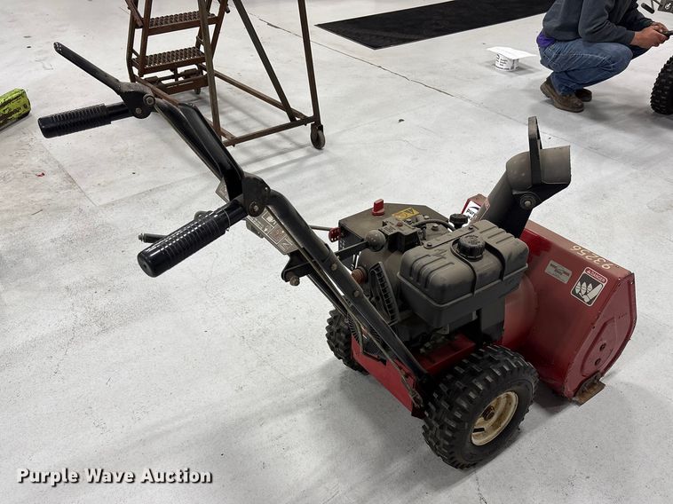 image for item EA4527 Toro 622 Power Throw snow blower