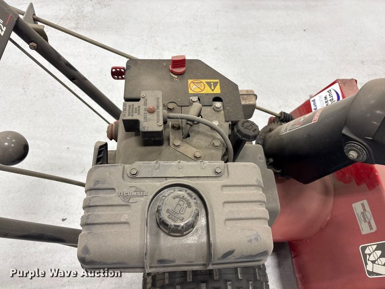 image for item EA4527 Toro 622 Power Throw snow blower