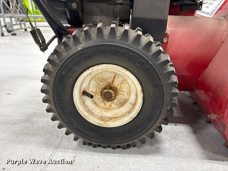 image for item EA4527 Toro 622 Power Throw snow blower