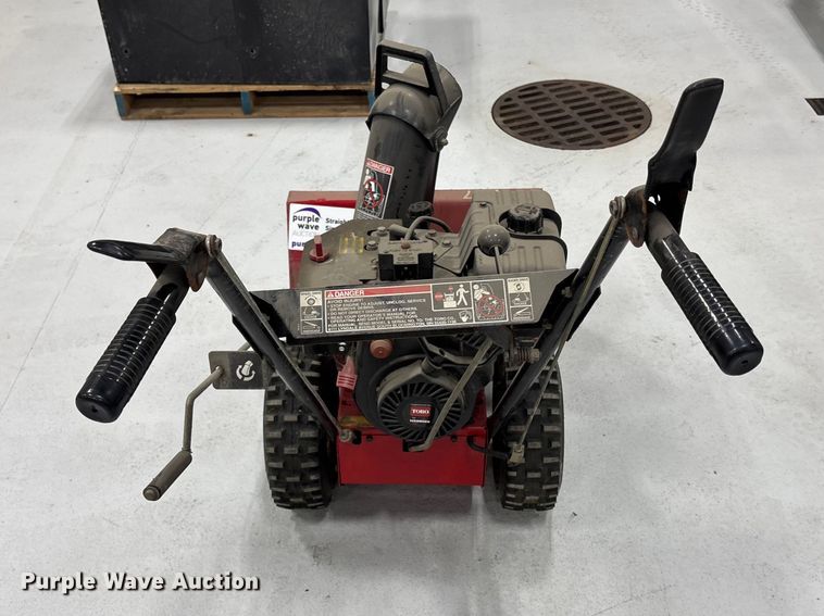 image for item EA4528 Toro 622 Power Throw snow blower