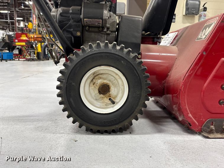 image for item EA4528 Toro 622 Power Throw snow blower