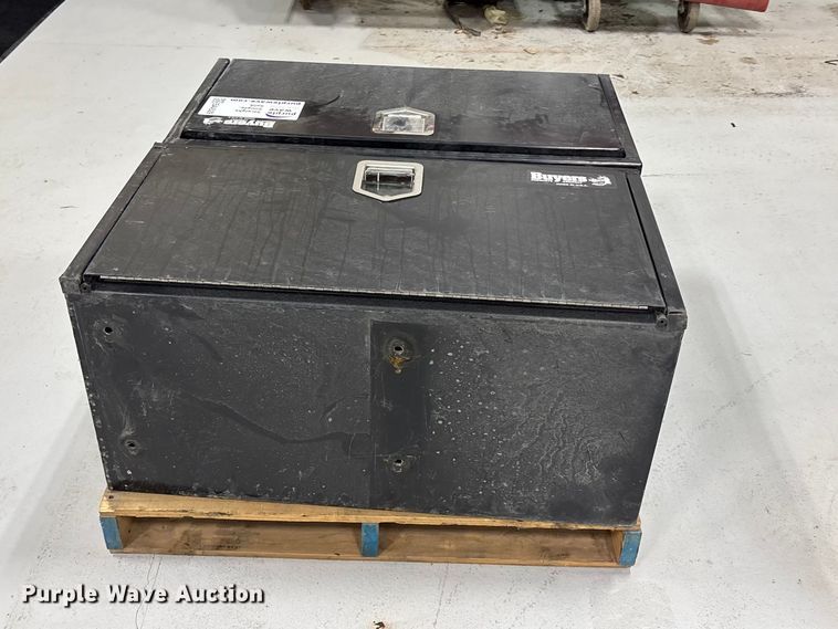 image for item EA4529 Buyers tool boxes