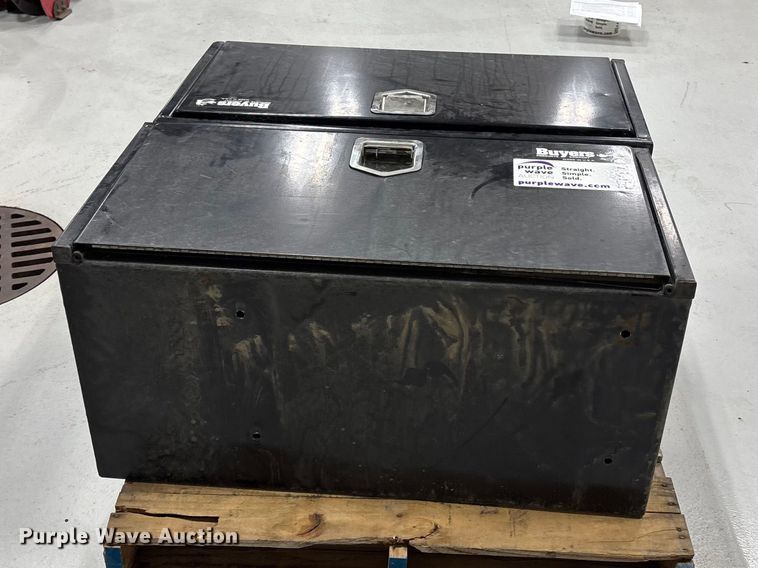 image for item EA4529 Buyers tool boxes