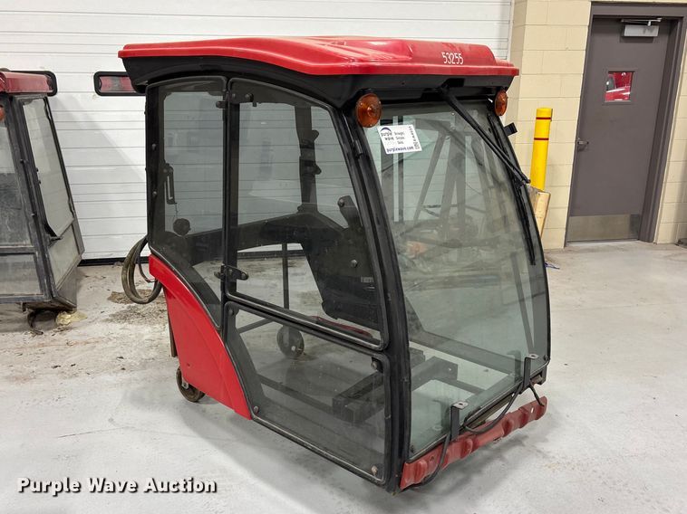 image for item EA4531 (2) Toro mower cabs