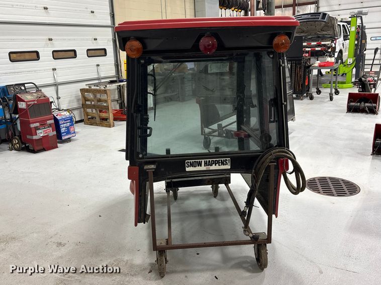 image for item EA4531 (2) Toro mower cabs