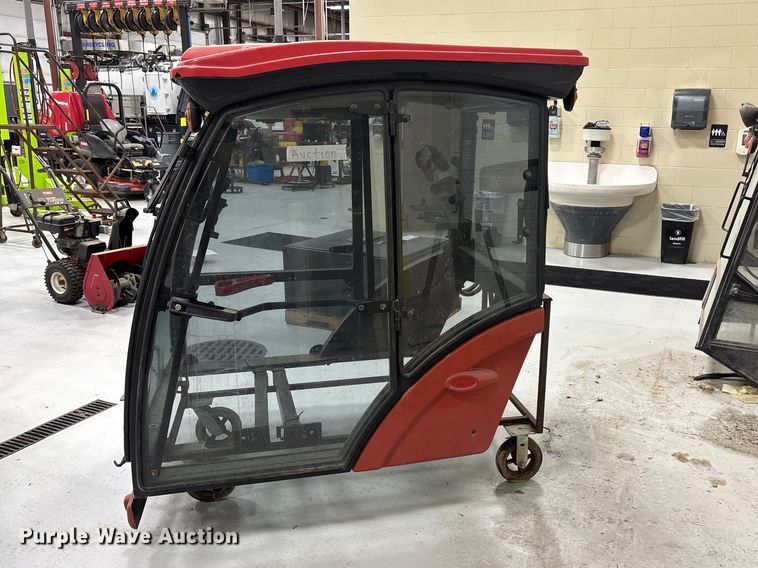 image for item EA4531 (2) Toro mower cabs