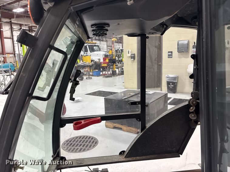 image for item EA4531 (2) Toro mower cabs