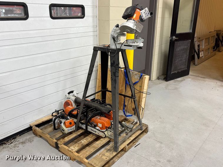 image for item EA4532 Lawn equipment