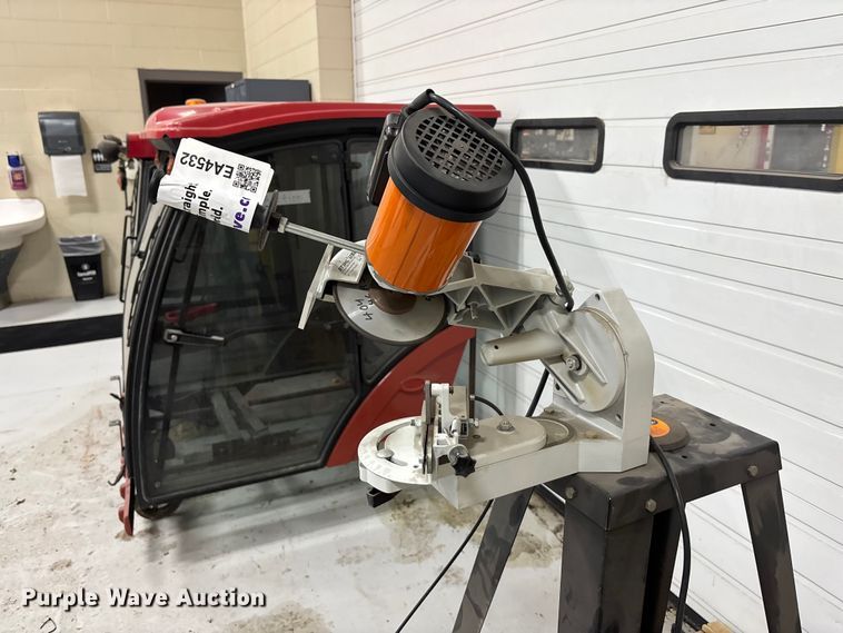 image for item EA4532 Lawn equipment