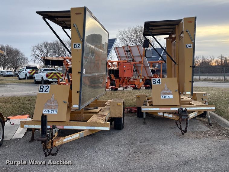 image for item EA4534 (2) Vermac PCMS 1210RS message board trailers