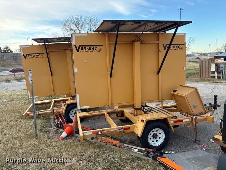 image for item EA4534 (2) Vermac PCMS 1210RS message board trailers