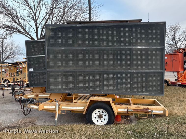 image for item EA4534 (2) Vermac PCMS 1210RS message board trailers