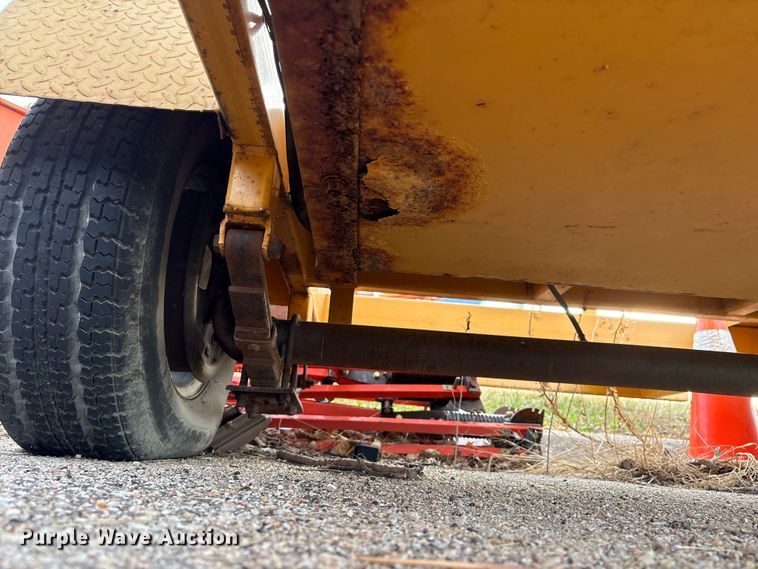 image for item EA4534 (2) Vermac PCMS 1210RS message board trailers