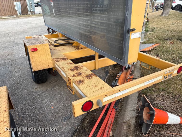 image for item EA4534 (2) Vermac PCMS 1210RS message board trailers