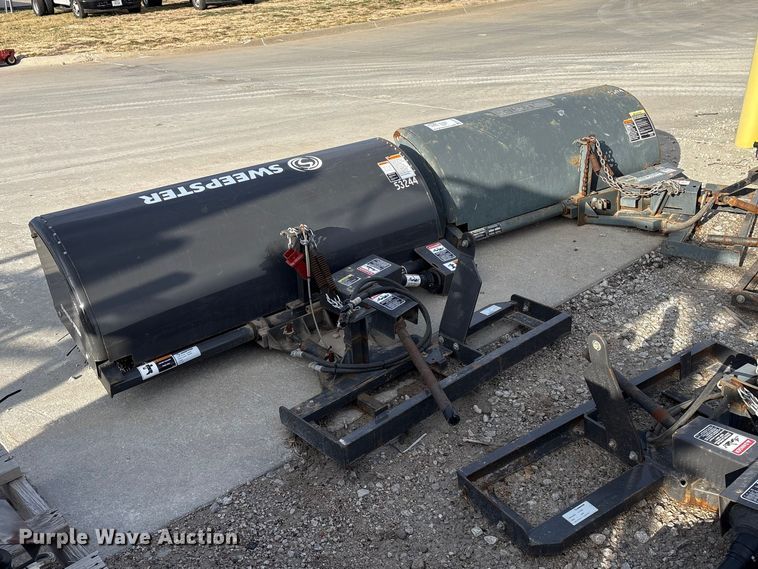 image for item EA4538 (2) Sweepster brooms