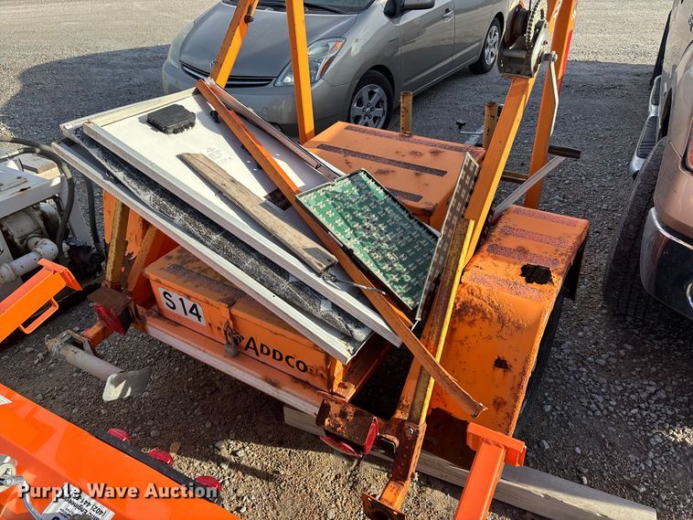 image for item EA4540 (5) road safety signs