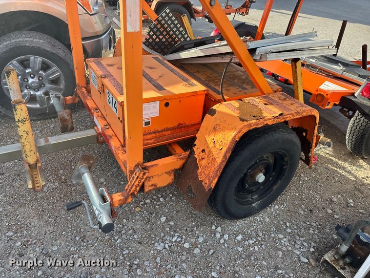 image for item EA4540 (5) road safety signs