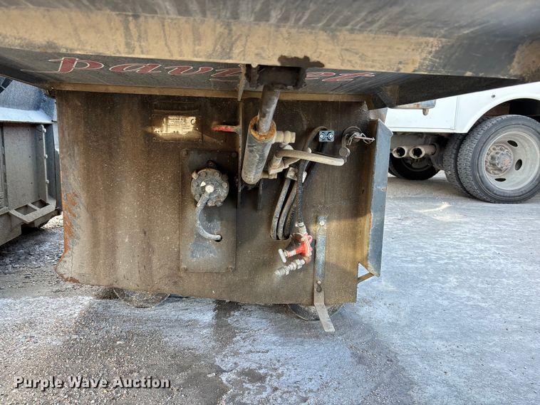 image for item EA4541 2015 Malavasi Pavijet MG76C skid steer paver